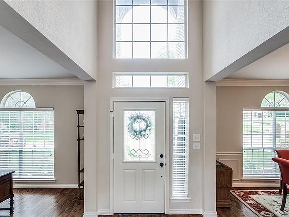 5th image of 6440 Fianna Hills Dr