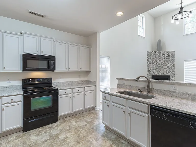 5907 Landerwood Dr — Photo 16