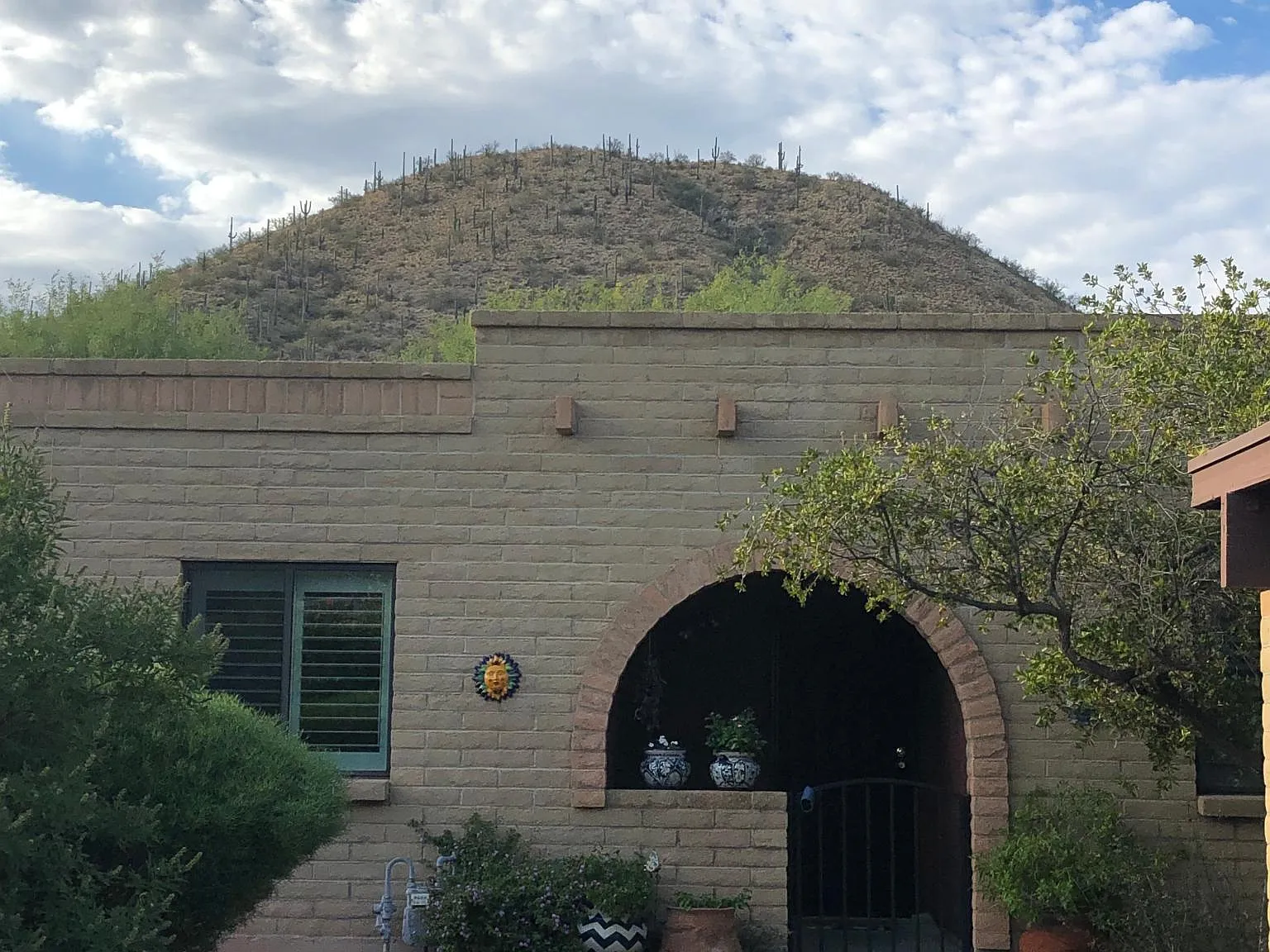2872 W Jennie Ln — Photo 1