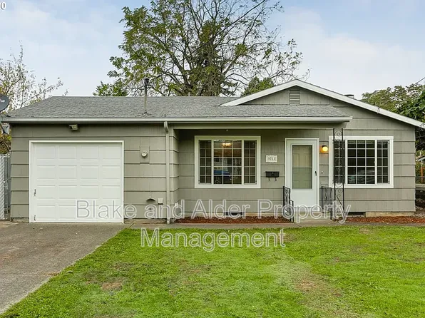 9733 SE Ramona St, Portland, OR 97266