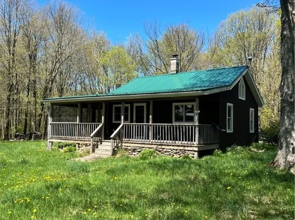 5335 Johnson Rd, Ripley, NY 14775