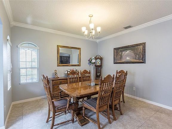 3rd image of 2618 Stargrass Cir