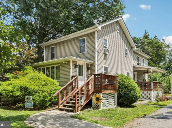76 N Hook Rd, Pennsville, NJ 08070
