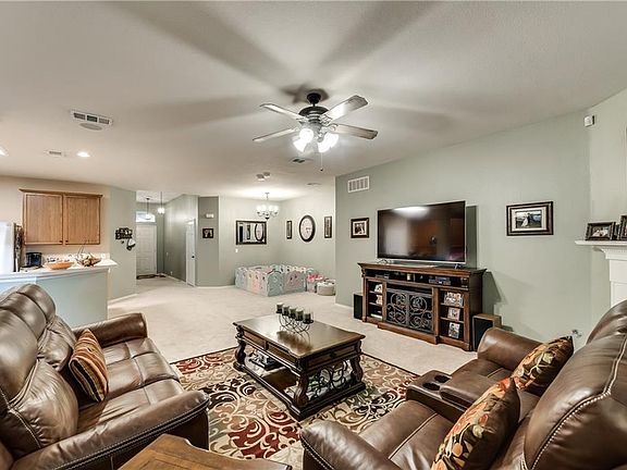 4th image of 4521 Indian Rock Dr