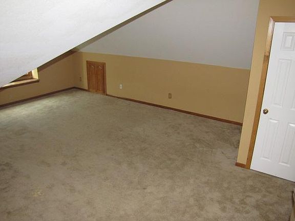 2nd image of 2217 SE Meeting St