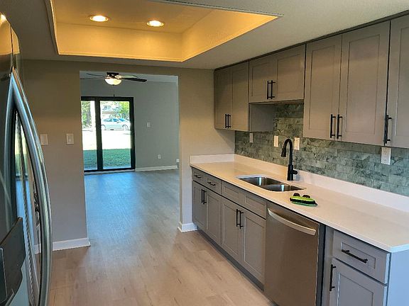 3rd image of 11549 W Bayshore Dr #111