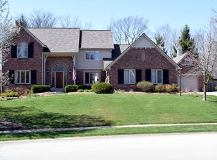 13526 Dallas Ln, Carmel, IN 46033