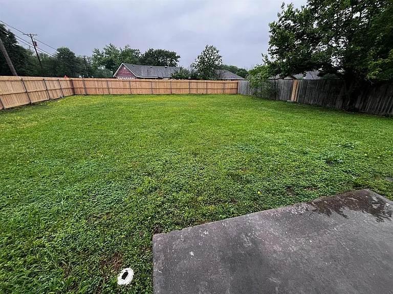 315 College Ave — Photo 28