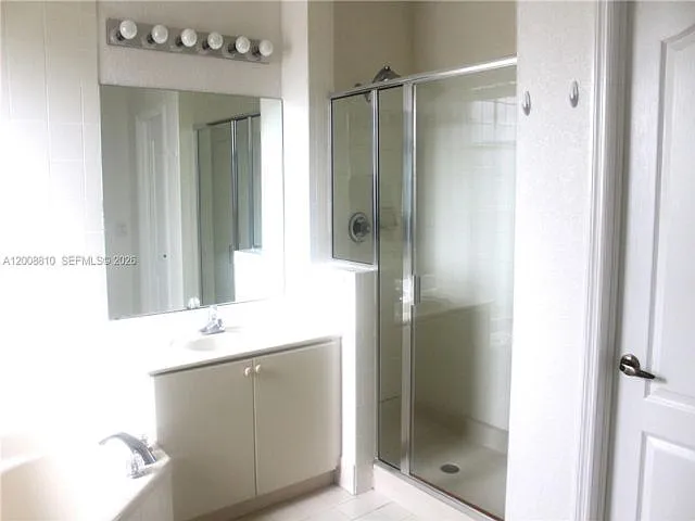 11375 NW 77th Ln — Photo 9