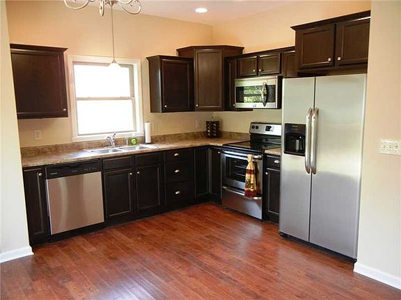 4th image of 485 Gb Monmouth Dr