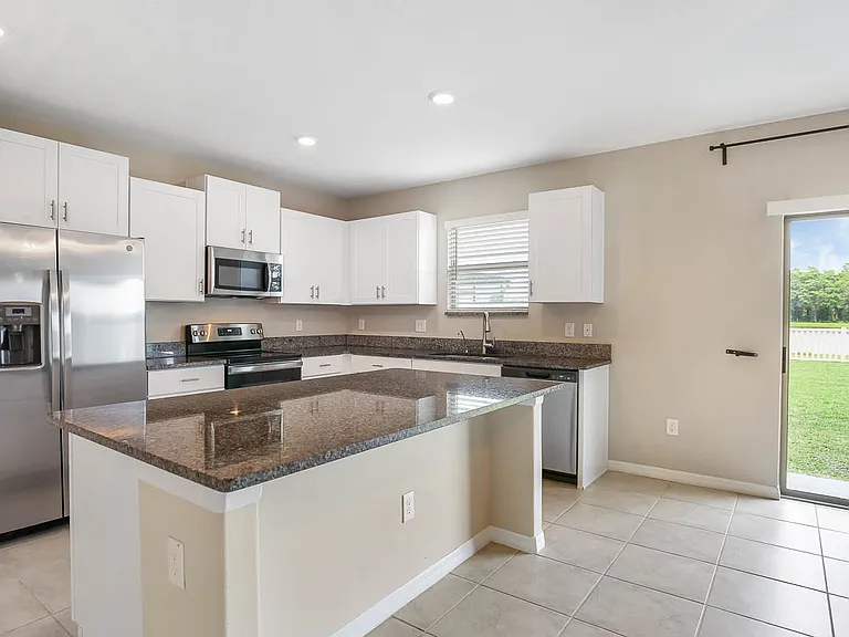 7322 King Creek Dr — Photo 5