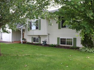 1500 Nicklaus Dr, Merrill, WI 54452