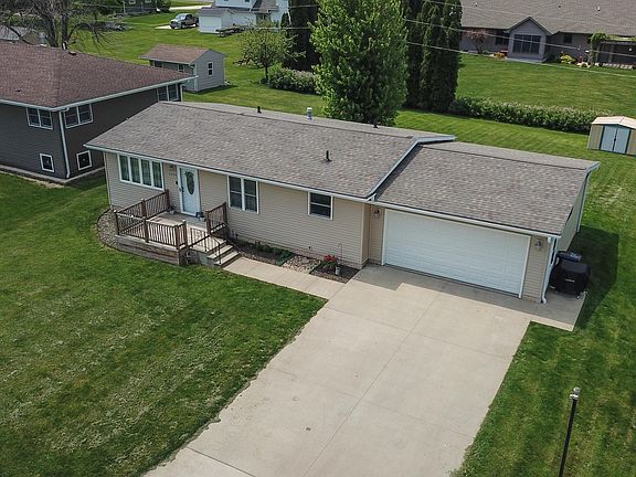 2nd image of 1007 Pleasant Dr