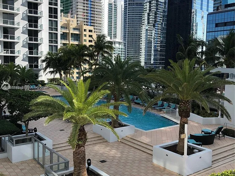 1050 Brickell Ave #2822 — Photo 27
