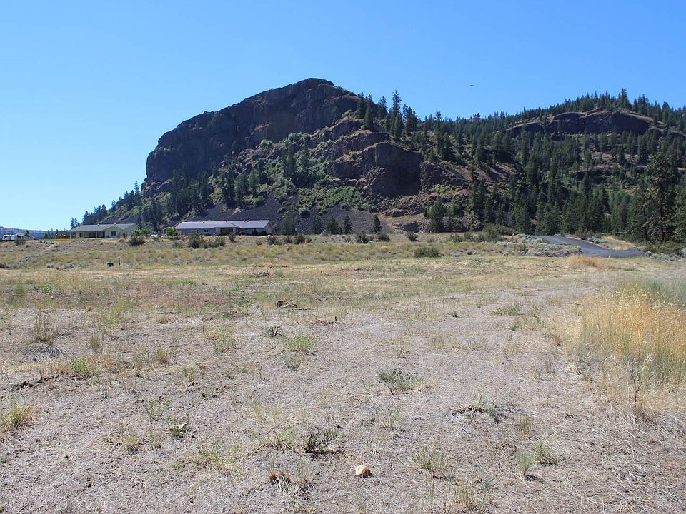 2nd image of 39395 Bluff Overlook Point