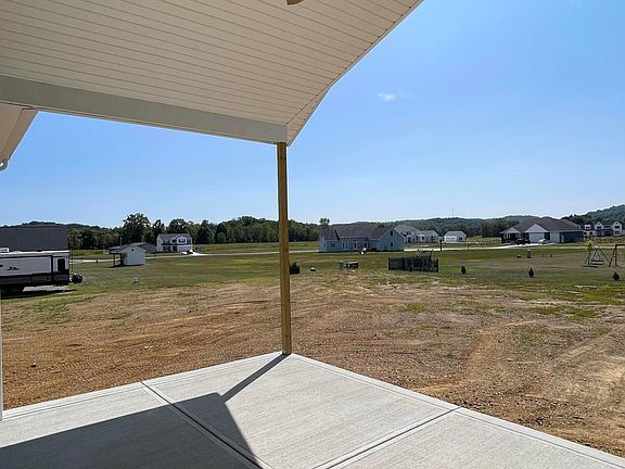 5th image of 715 Colby Way