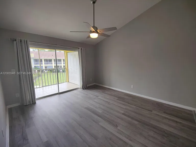 2668 Kings Lake Blvd — Photo 8