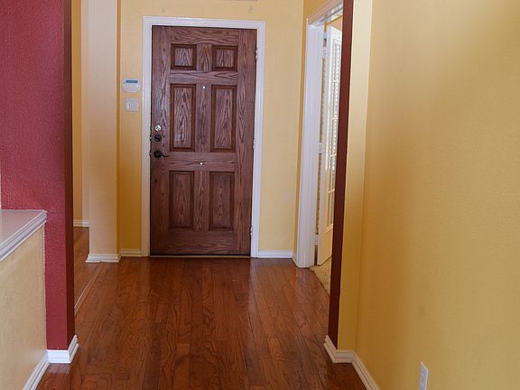 3rd image of 1688 Knoll Wood Ct