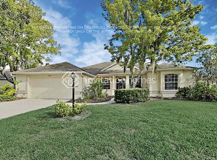 11909 Clubhouse Dr, Lakewood Ranch, FL 34202