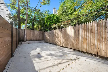 266 Stagg Street, #2R