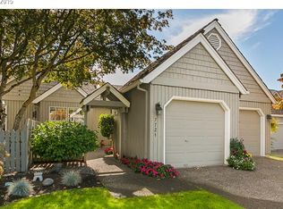 7724 SW Afton Ln, Portland, OR 97224