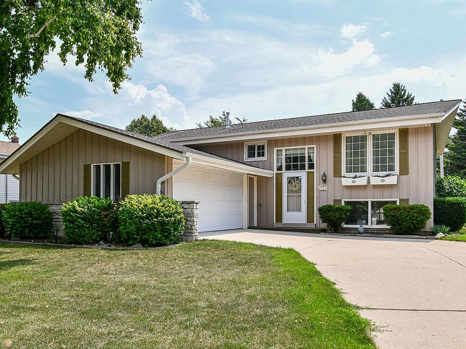 1st image of 7554 South Pine AVENUE