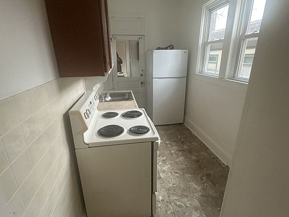 2nd image of 710 N 3rd St #1-D