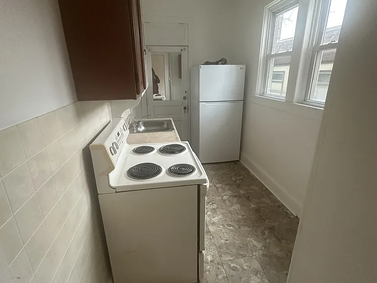 710 N 3rd St #1-D — Photo 2