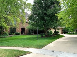 4017 Riverknoll Dr, Champaign, IL 61822