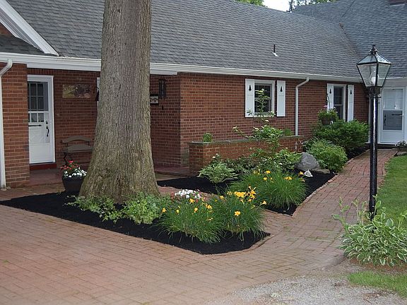 5 bd/4.5 bath Cape Cod