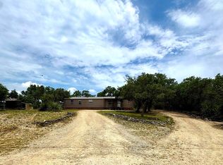 1053 Crown Dr, Bulverde, TX 78163