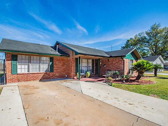 4th image of 5006 De Lange Ln