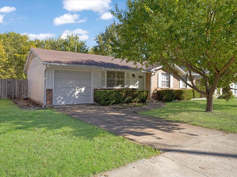 1st image of 605 Patricia Dr