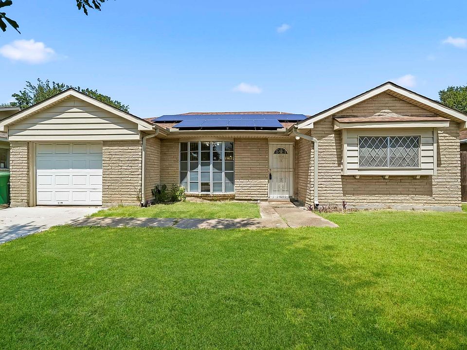 1st image of 10910 Corona Ln