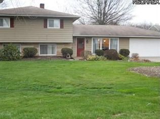 4232 Siefer Dr, Rootstown, OH 44272