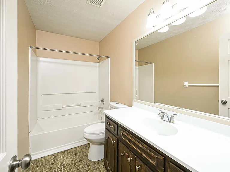 4434 Luxembourg Dr — Photo 16