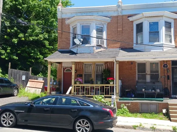819 W Elm St, Norristown, PA 19401
