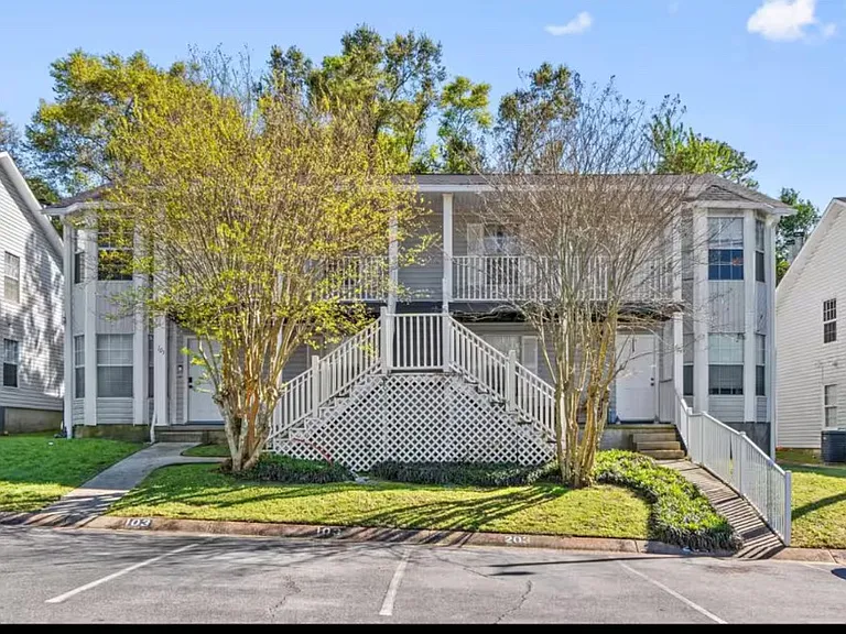 1500 E Johnson Ave #203 — Photo 1