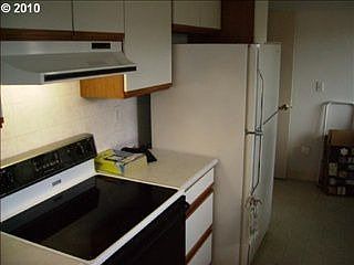 2nd image of 17695 SW Sugar Plum Ln