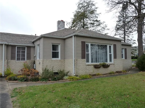 220 Orchard St, Danville, IL 61832