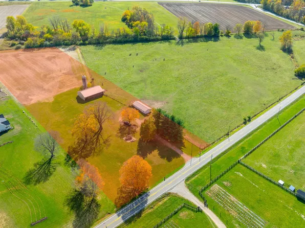 8777 Hayden Run Rd, Hilliard, OH 43026