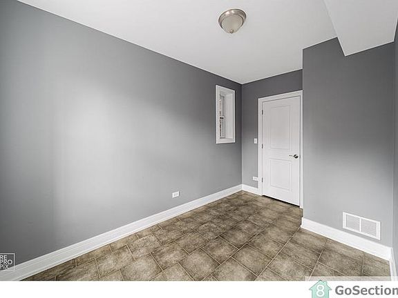 5th image of 2831 S Drake Ave #1