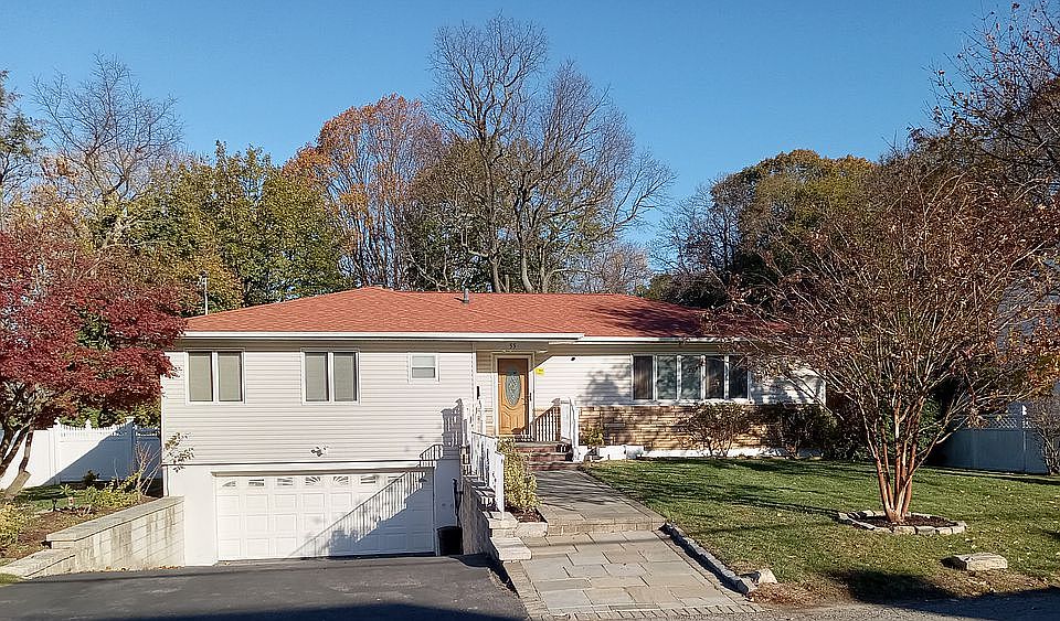 1st image of 55 Dover Ln