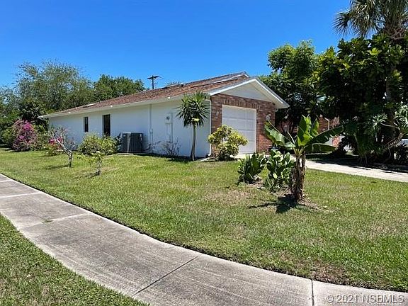 2nd image of 211 Shangri La Cir