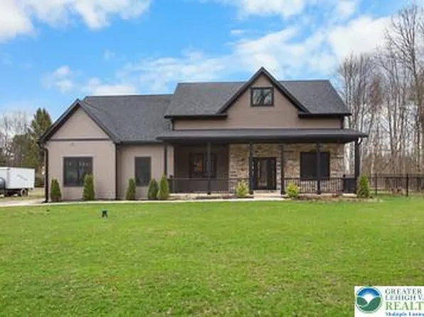 154 Scheller Hill Rd, Kunkletown, PA 18058