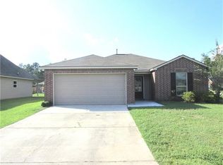 17119 Chelan St, Ponchatoula, LA 70454
