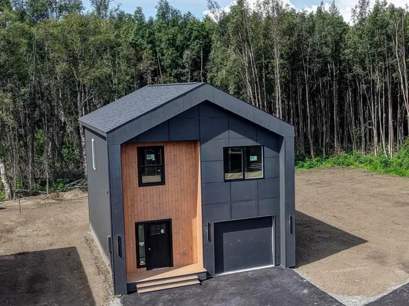 13843 E Doc McKinley Ave, Palmer, AK 99645
