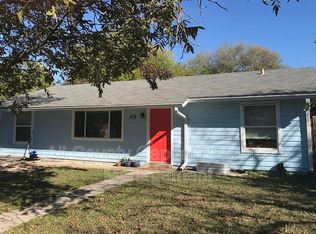 415 Parker Dr, San Marcos, TX 78666