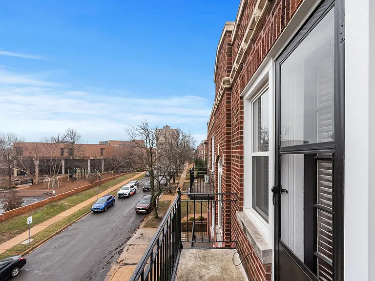 6340 Northwood Ave #2W — Photo 15