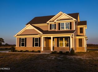 150 Red Bud Dr, Moyock, NC 27958